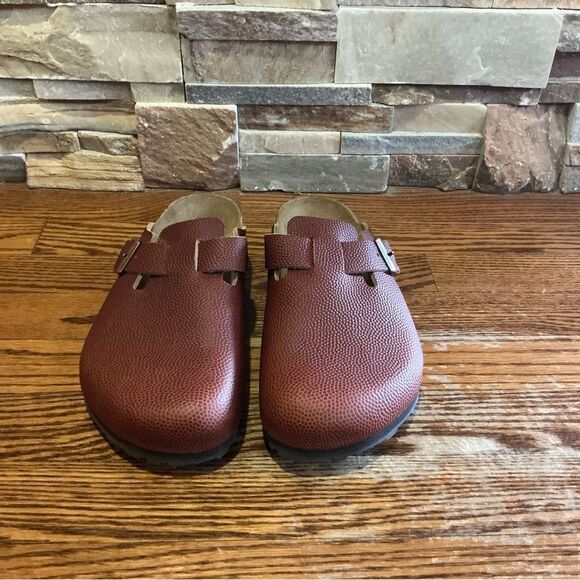 BIRKENSTOCK Men’s Boston Crip Horween Clogs, Ginger Brown. - Picture 1 of 10